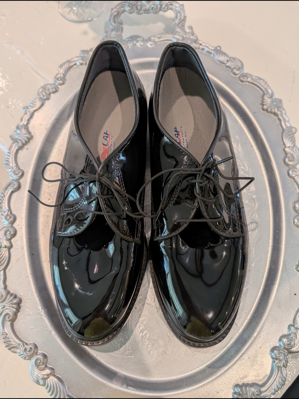 CAPPS Size 8.5 Black Patent Lace-Up Men's Oxfords
